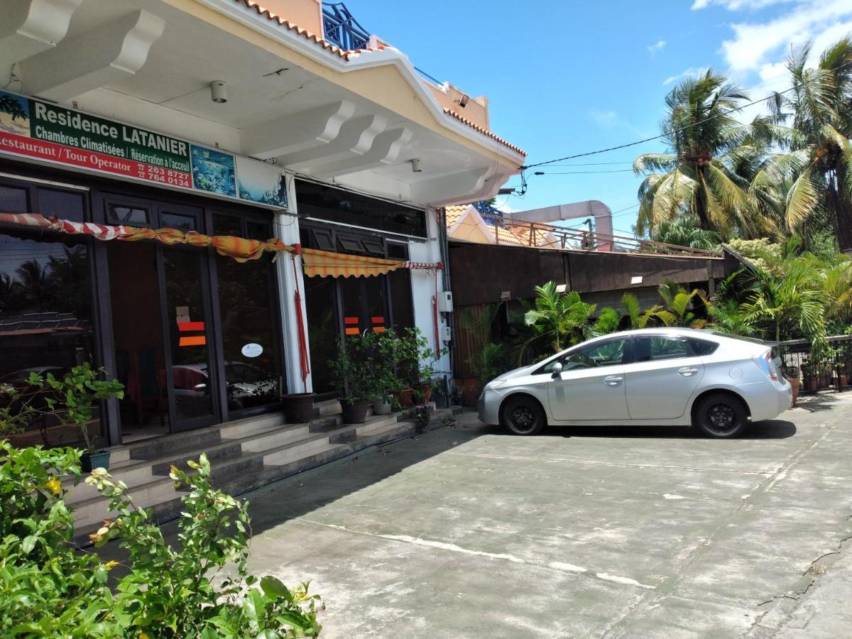 Latanier Beach Hotel Grand Baie Exterior foto